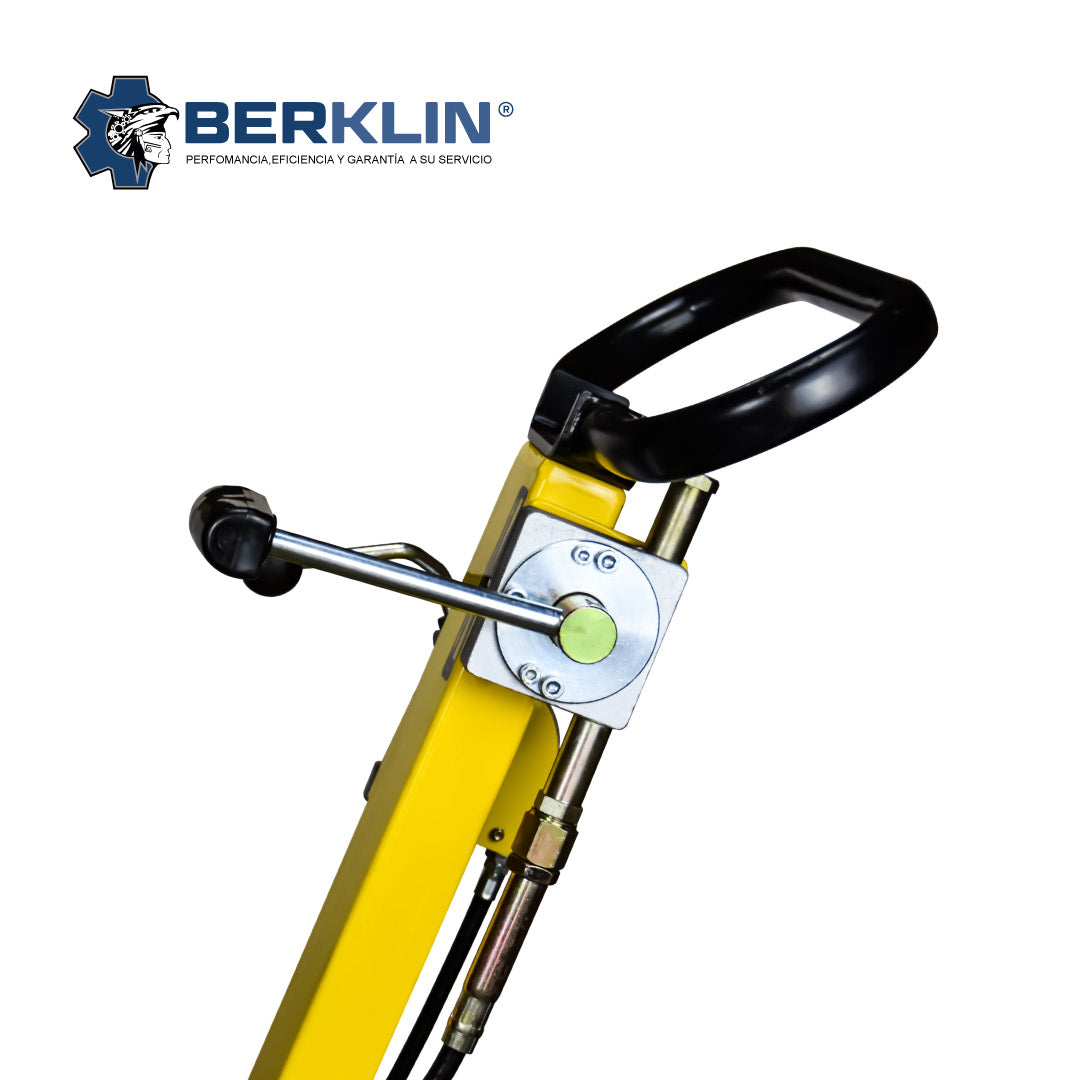 Planchas Compactadora reversibles con motor BERKLIN 6.5HP